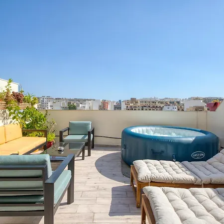 Апартаменты Designer 5 Star Garden Penthouse Hot Tub Marina Skyline *